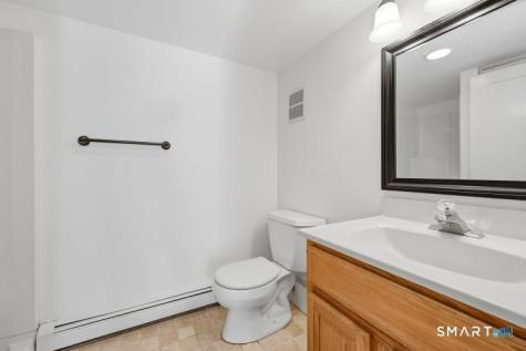 402 Boston Street Guilford CT 06437