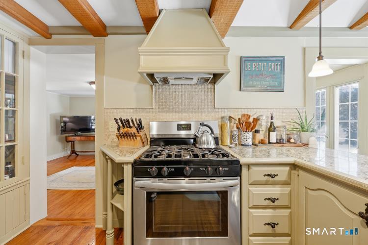 402 Boston Street Guilford CT 06437