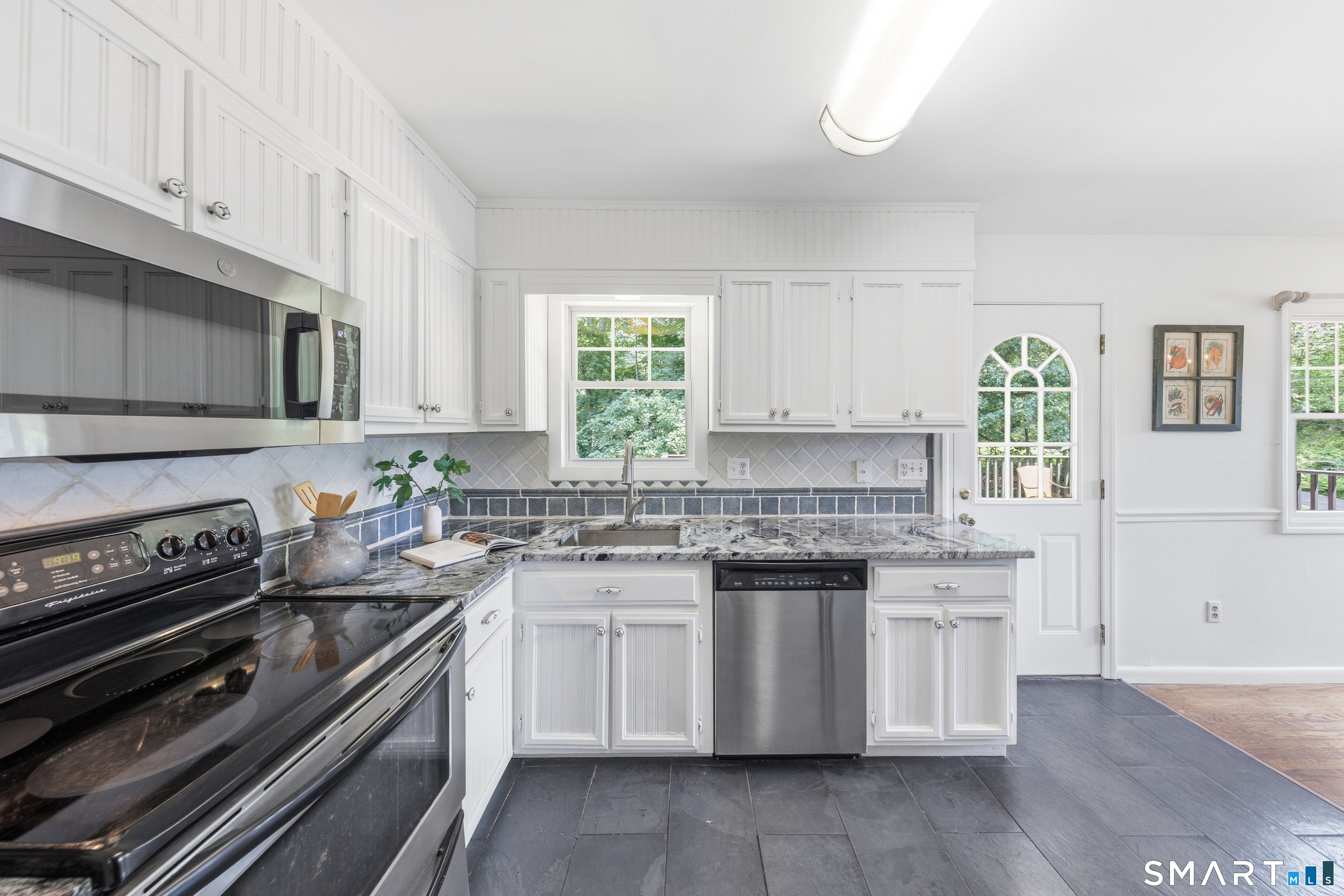 719 Mountain Laurel Road Fairfield CT 06824