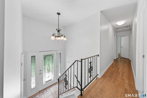 719 Mountain Laurel Road Fairfield CT 06824