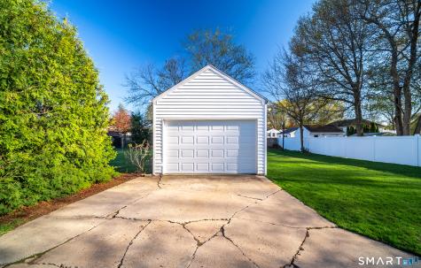 86 Dudley Road Wethersfield CT 06109