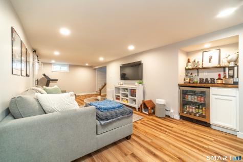 86 Dudley Road Wethersfield CT 06109