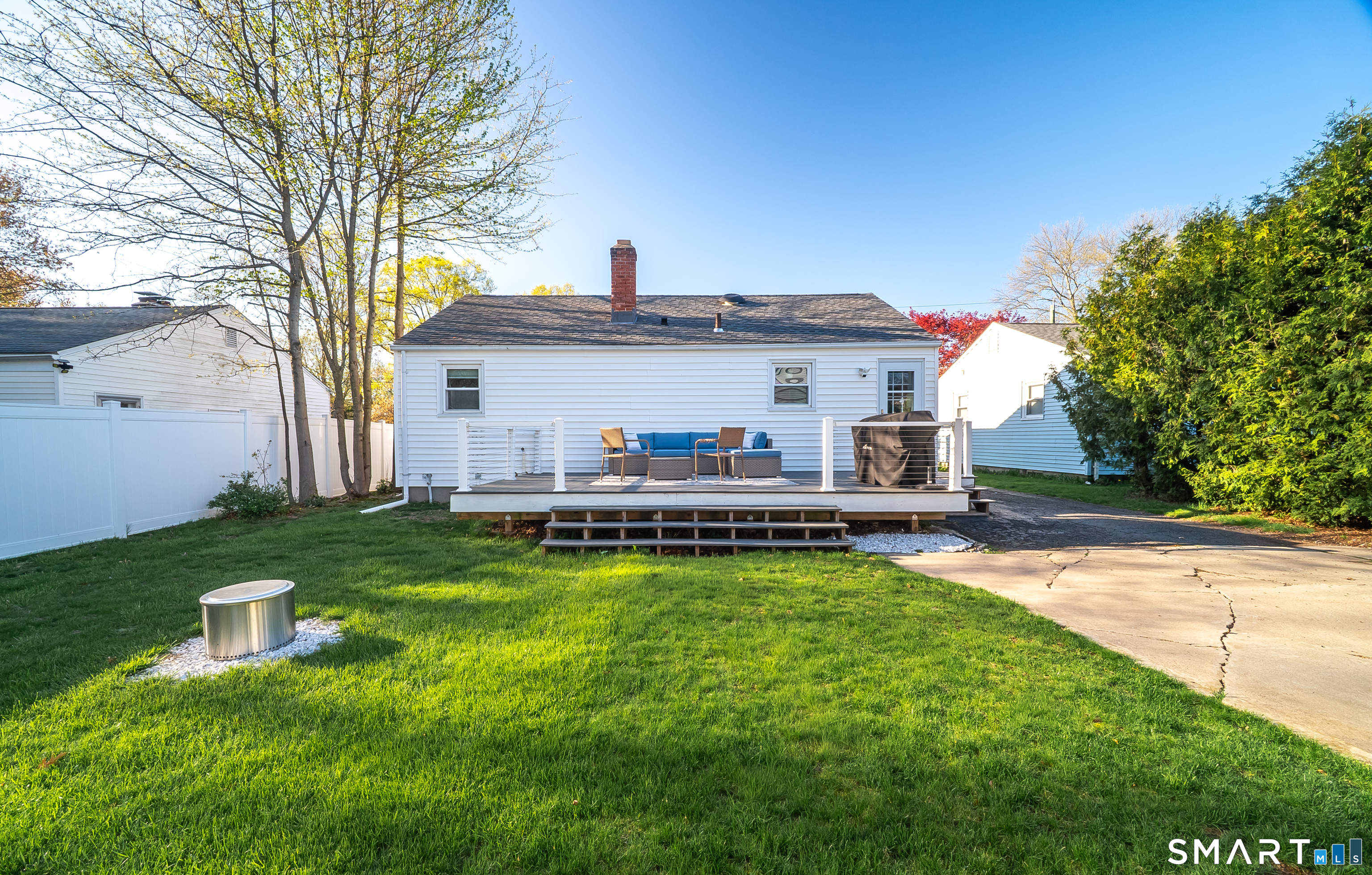 86 Dudley Road Wethersfield CT 06109