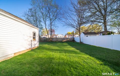 86 Dudley Road Wethersfield CT 06109