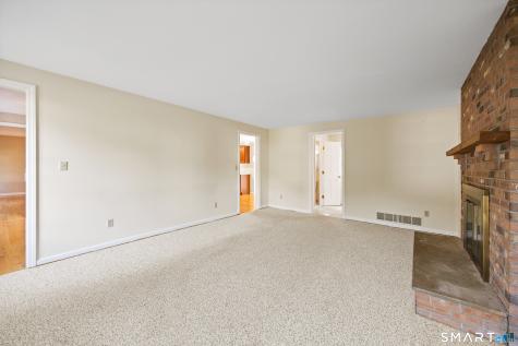 75 Meadow Brook Place Cheshire CT 06410