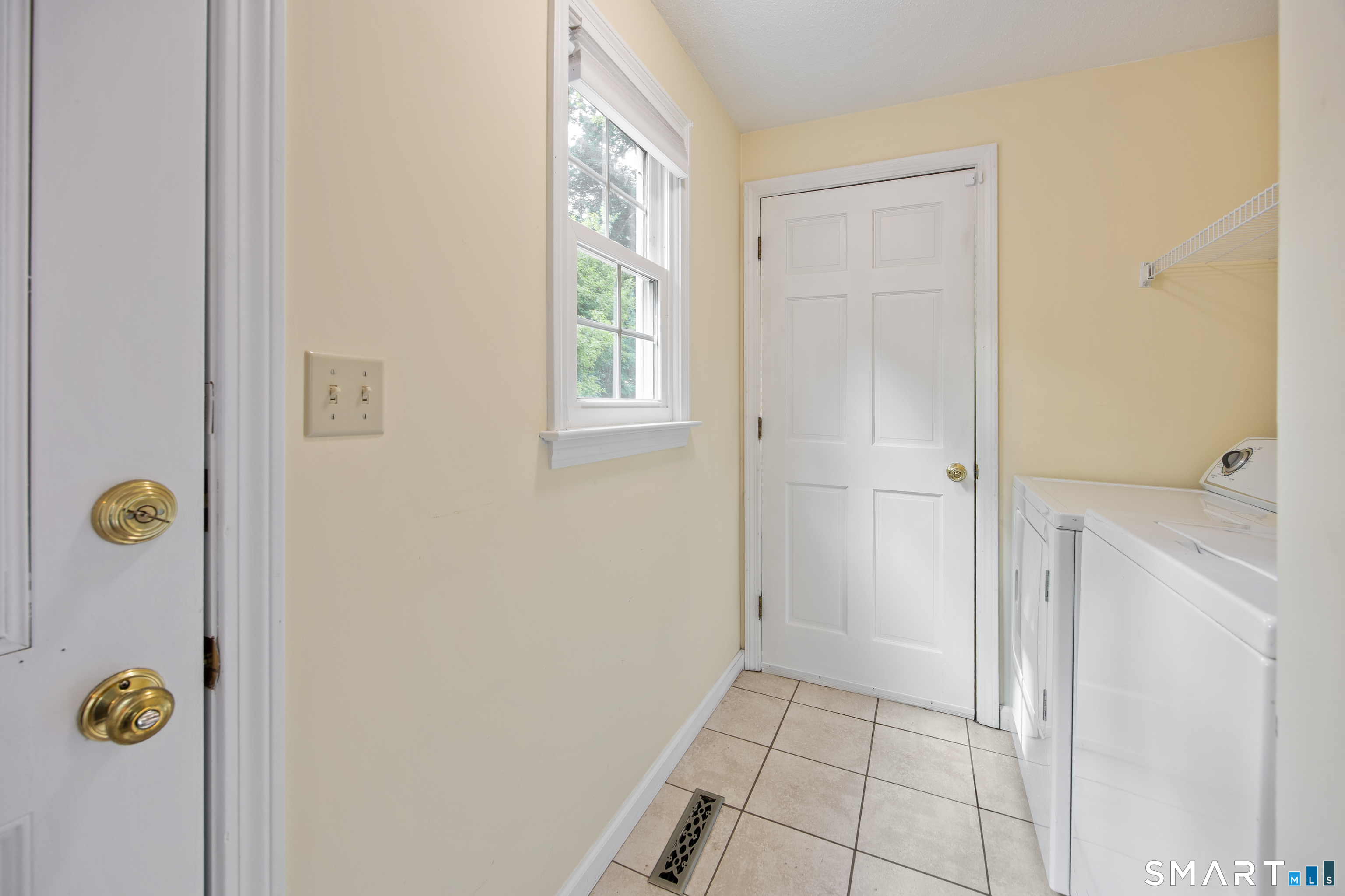 75 Meadow Brook Place Cheshire CT 06410