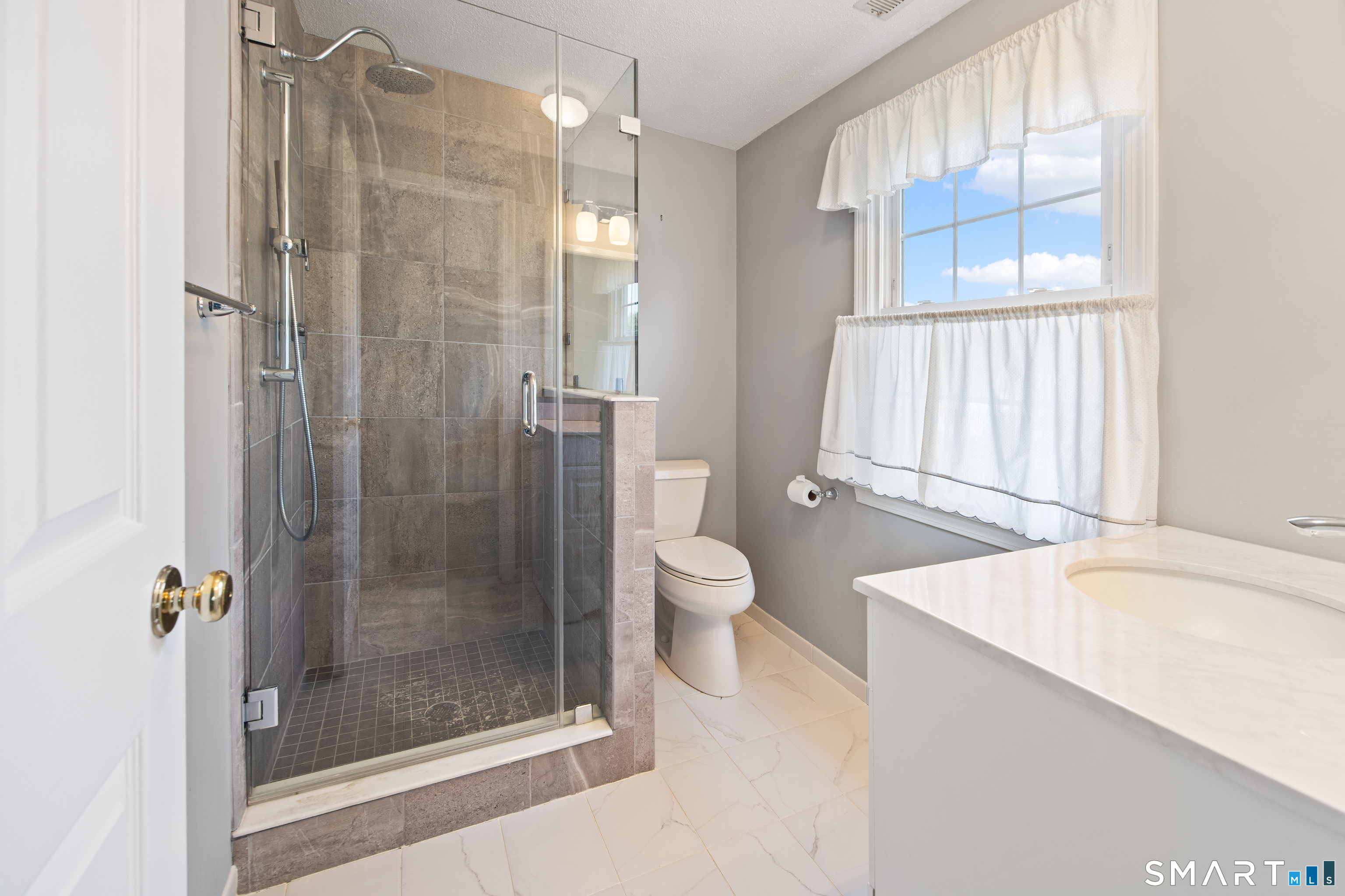 75 Meadow Brook Place Cheshire CT 06410