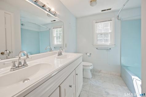 75 Meadow Brook Place Cheshire CT 06410