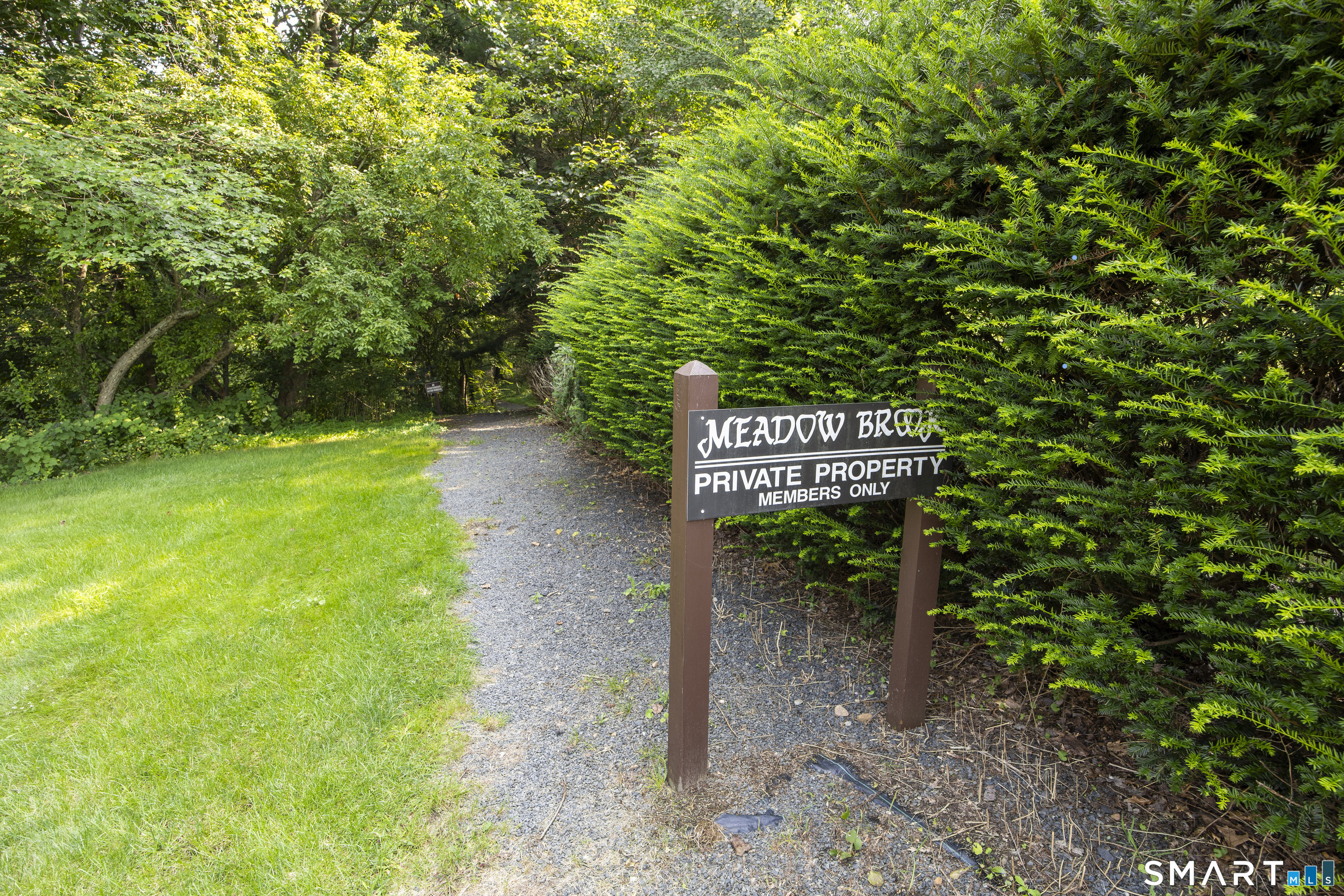 75 Meadow Brook Place Cheshire CT 06410