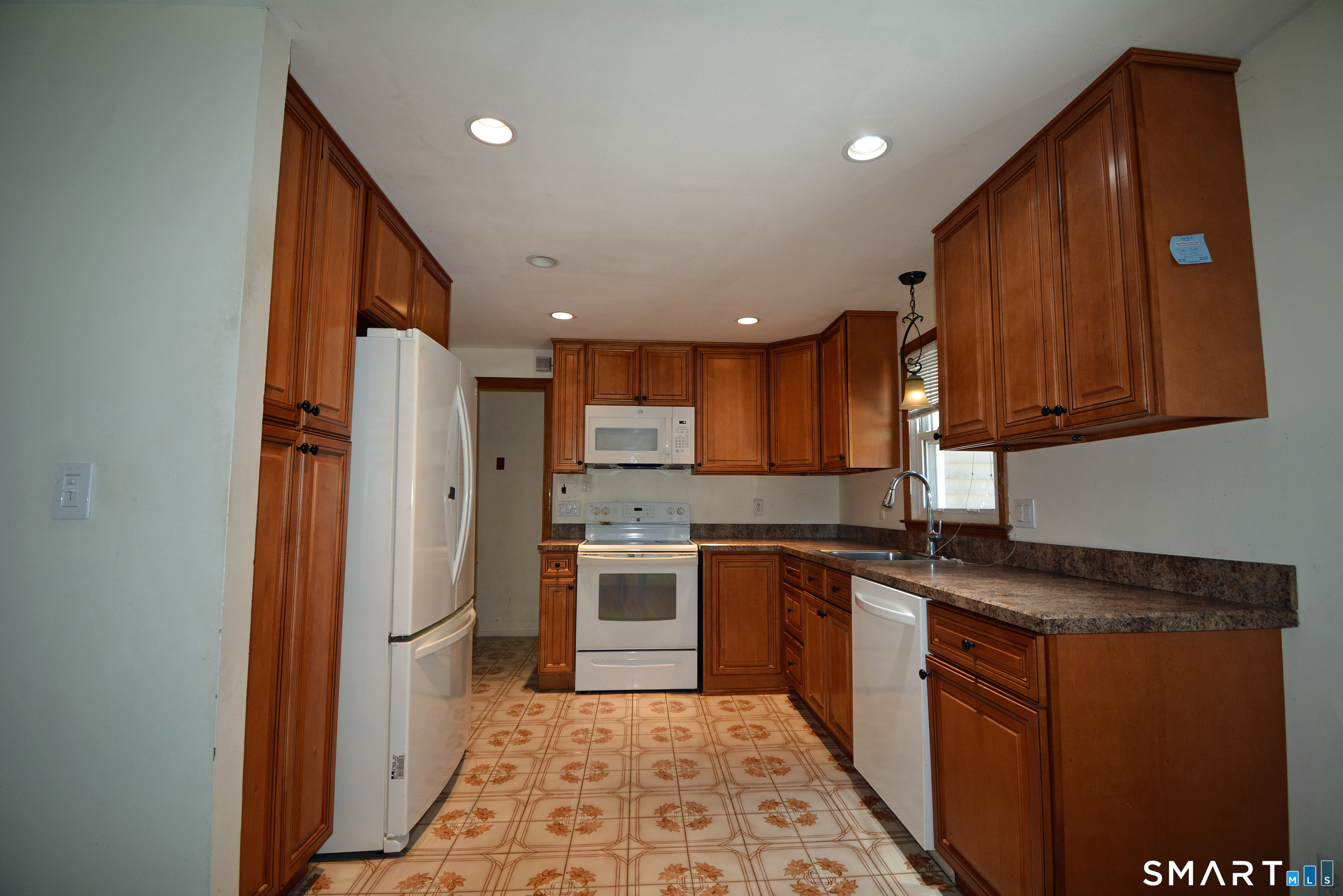 45 Dennis Circle Hamden CT 06514