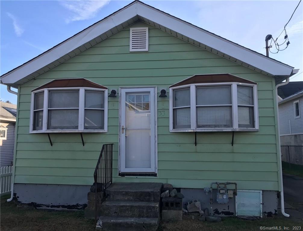 33 Elaine Road Milford CT 06460