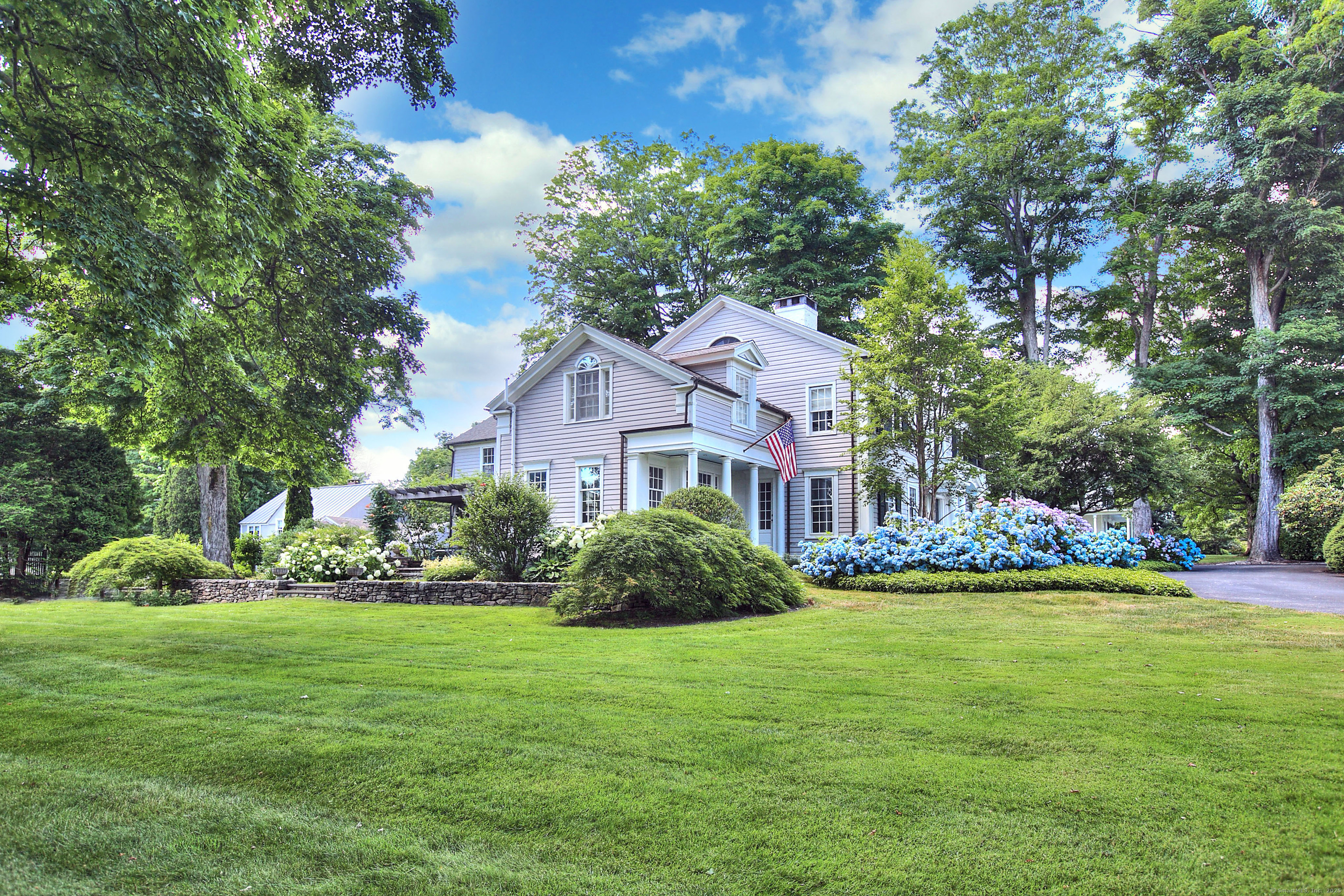 2683 Bronson Road Fairfield CT 06824