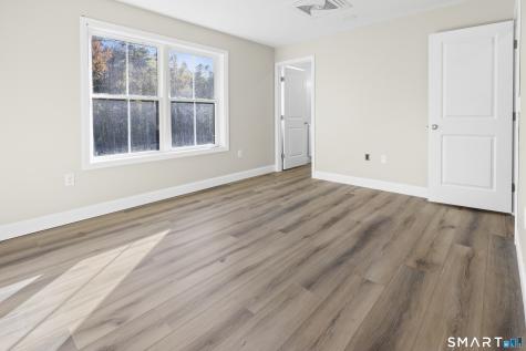 7 Leclair Road Thompson CT 06277