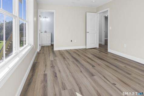 7 Leclair Road Thompson CT 06277