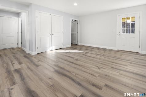 7 Leclair Road Thompson CT 06277