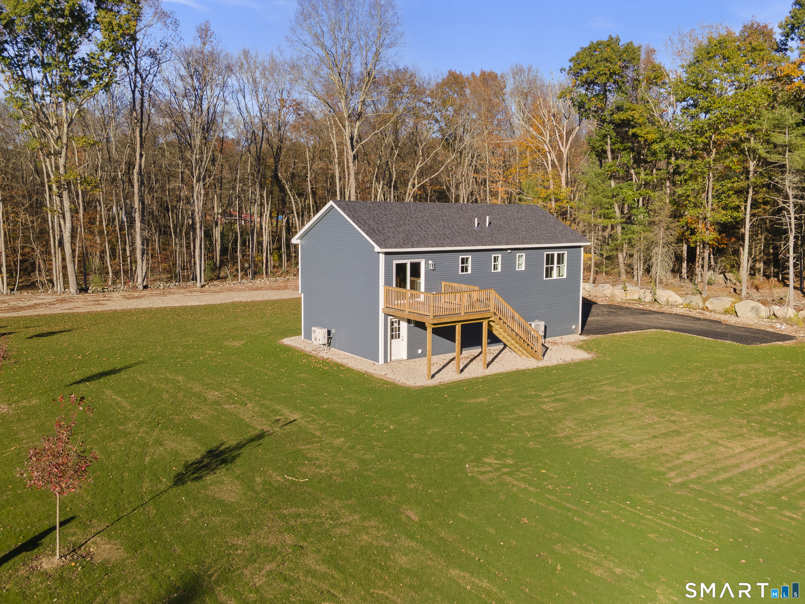 7 Leclair Road Thompson CT 06277