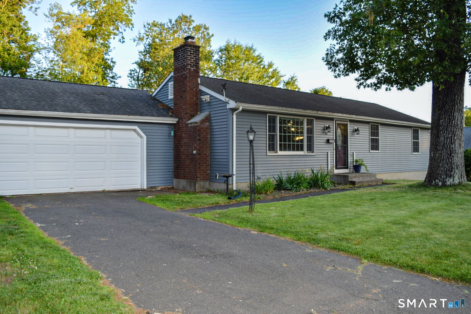 33 Douglas Drive Enfield CT 06082