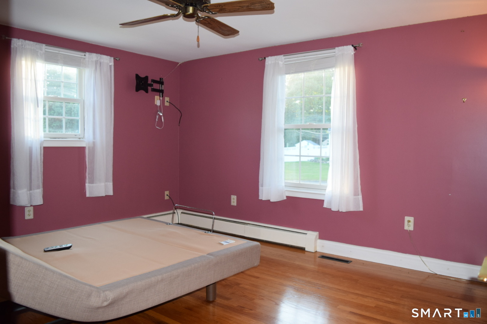 33 Douglas Drive Enfield CT 06082
