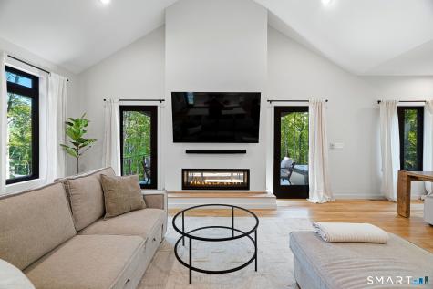 119 Scott Road East Lyme CT 06333