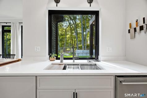 119 Scott Road East Lyme CT 06333