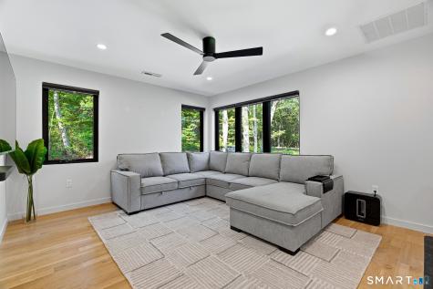 119 Scott Road East Lyme CT 06333