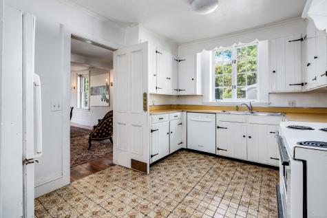 9 Long Hill Road East Hampton CT 06456