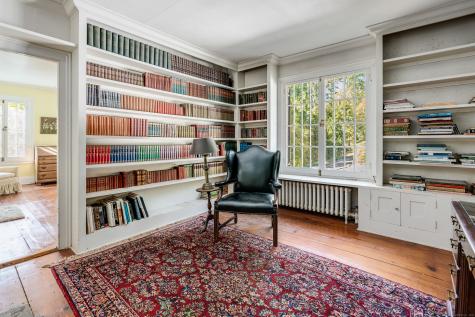 9 Long Hill Road East Hampton CT 06456