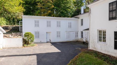 9 Long Hill Road East Hampton CT 06456