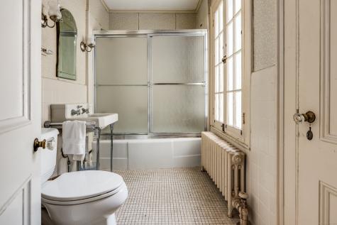 9 Long Hill Road East Hampton CT 06456