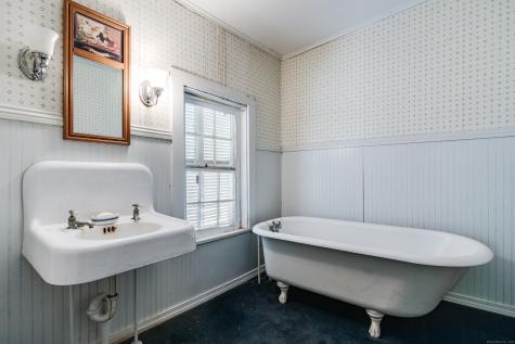 9 Long Hill Road East Hampton CT 06456