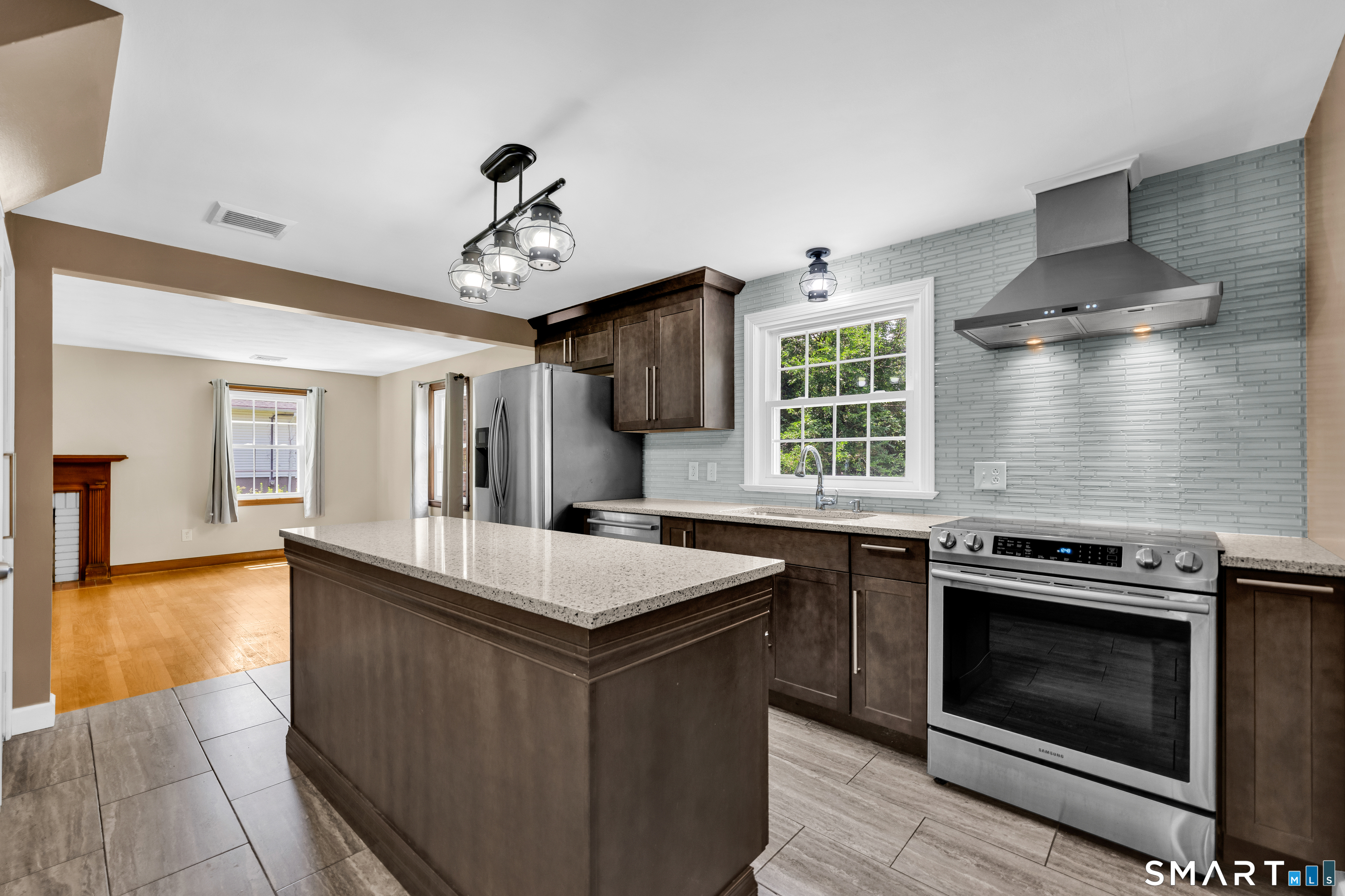 209 Lydale Place Meriden CT 06450