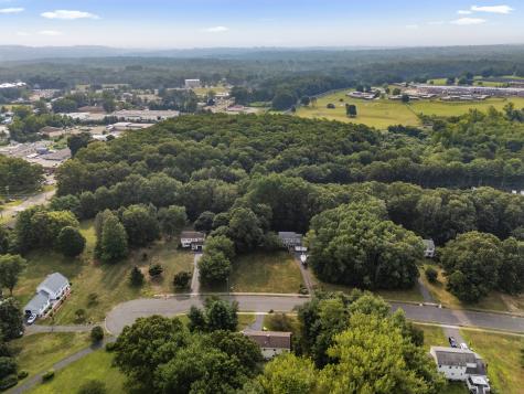 40 Abbey Court Cheshire CT 06410