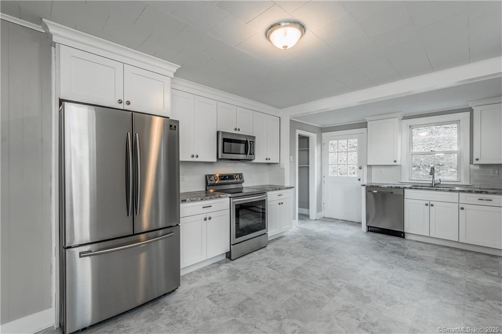 36 Greenmount Terrace Waterbury CT 06708