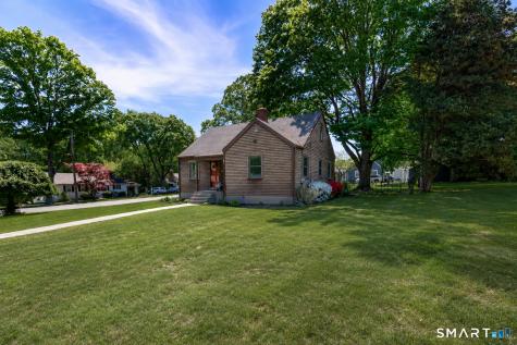 22 Elizabeth Street Trumbull CT 06611