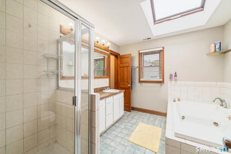 54 Overlook Avenue West Haven CT 06516