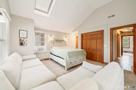 54 Overlook Avenue West Haven CT 06516