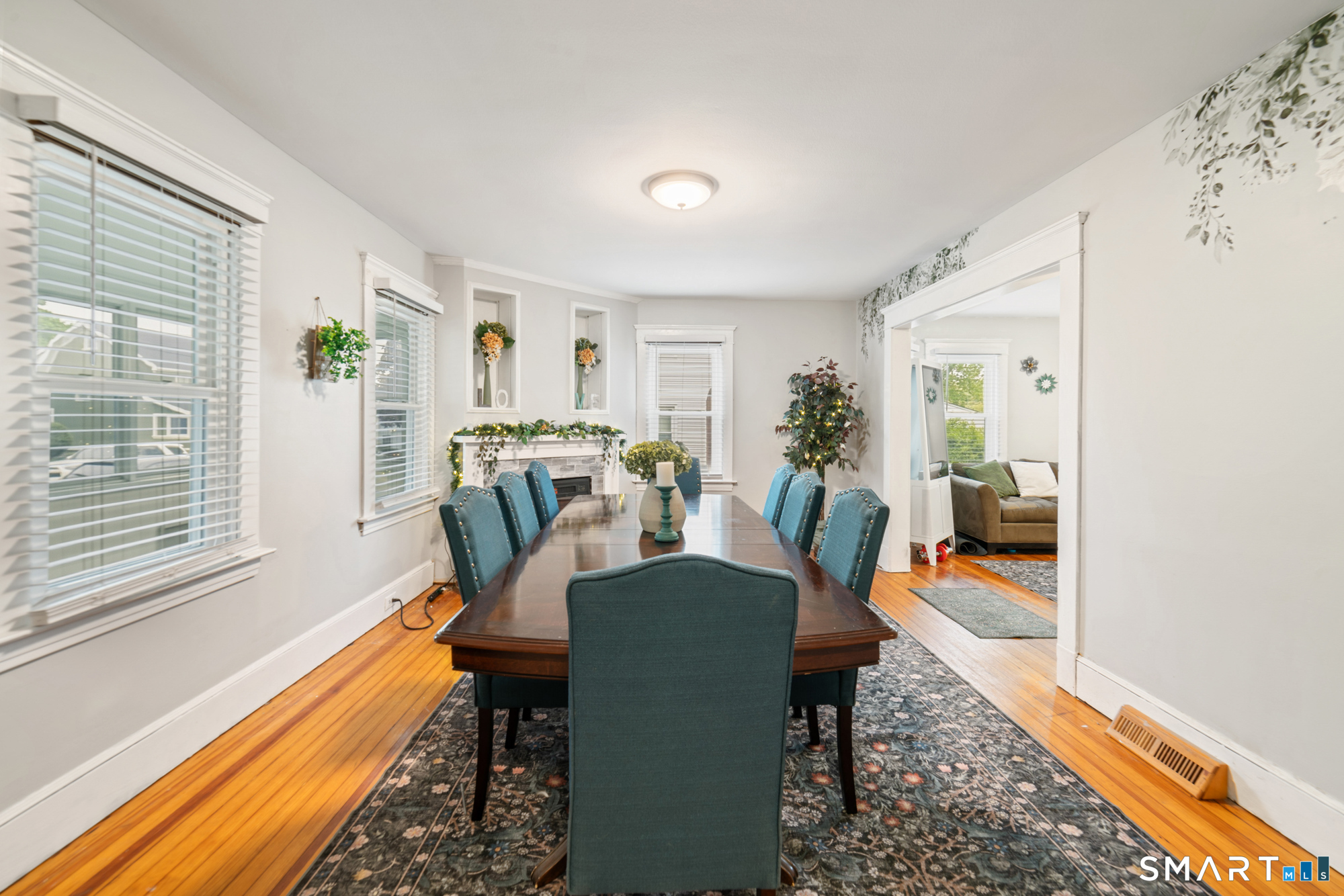54 Overlook Avenue West Haven CT 06516