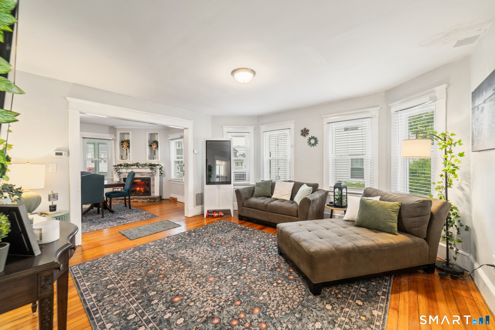 54 Overlook Avenue West Haven CT 06516