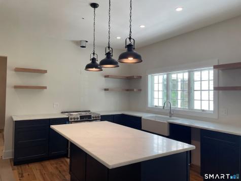 11 Evergreen Drive Roxbury CT 06783