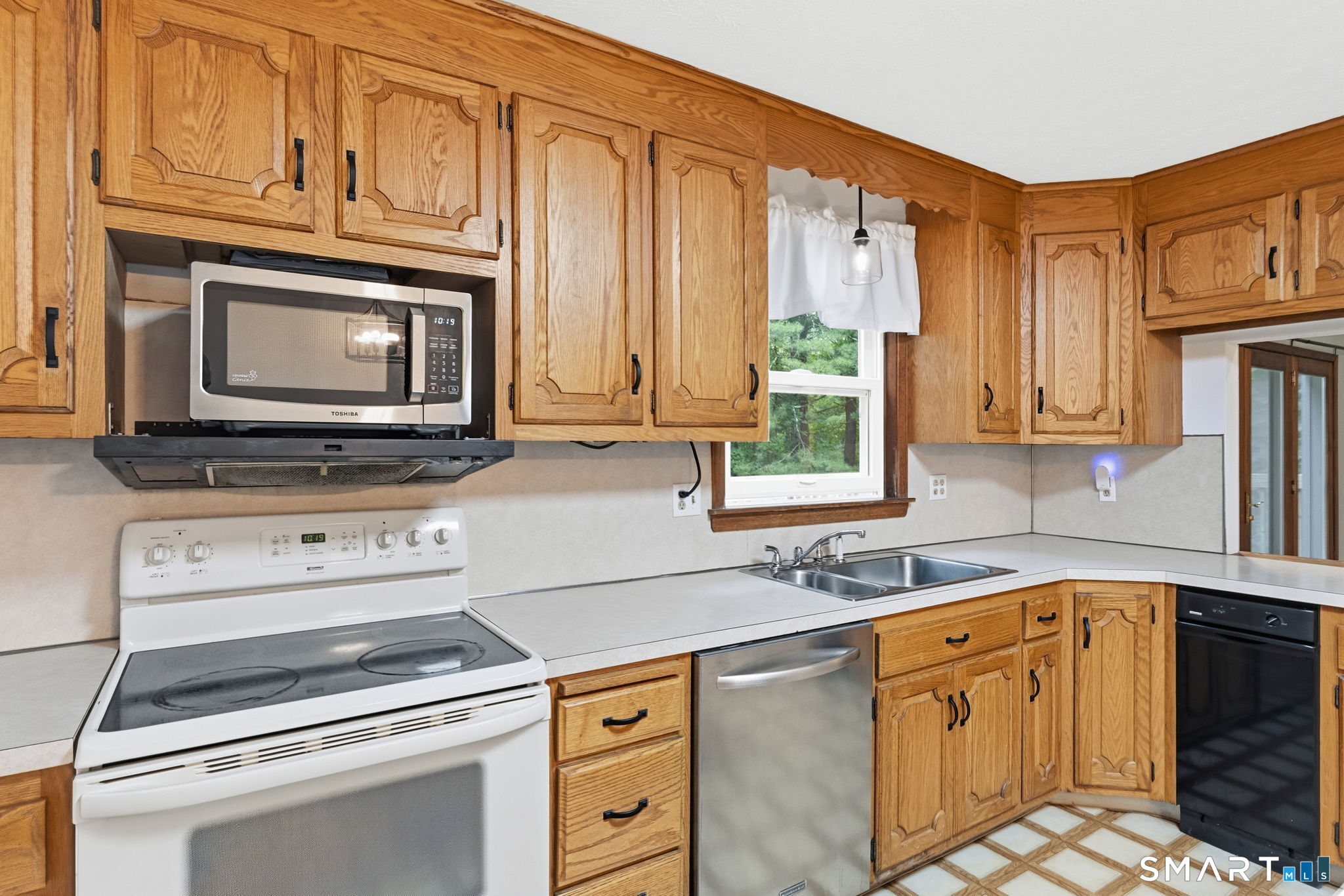 18 Shoddy Mill Road Bolton CT 06043
