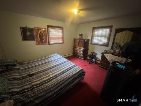 21 Northwood Street Enfield CT 06082