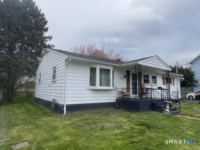 21 Northwood Street Enfield CT 06082