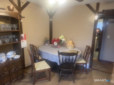21 Northwood Street Enfield CT 06082
