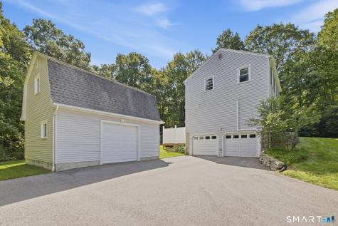 51 Williams Road Montville CT 06370
