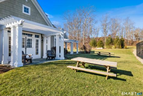 12 Pumpkin Grove East Lyme CT 06333