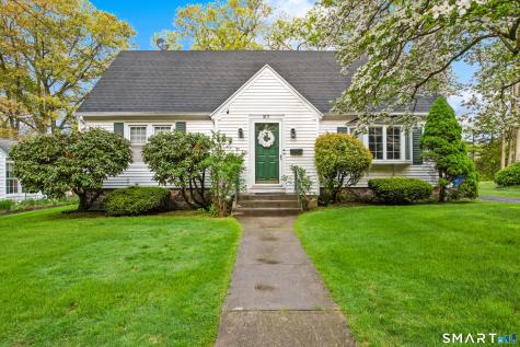 27 Theroux Avenue Waterbury CT 06708