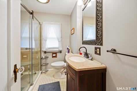 27 Theroux Avenue Waterbury CT 06708