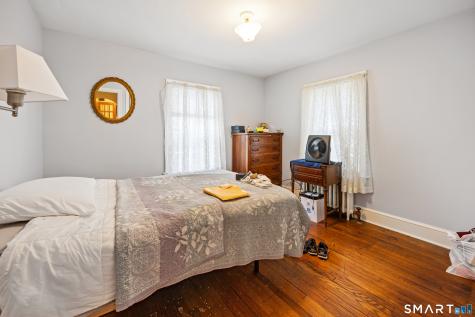 27 Theroux Avenue Waterbury CT 06708