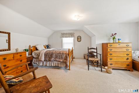 27 Theroux Avenue Waterbury CT 06708