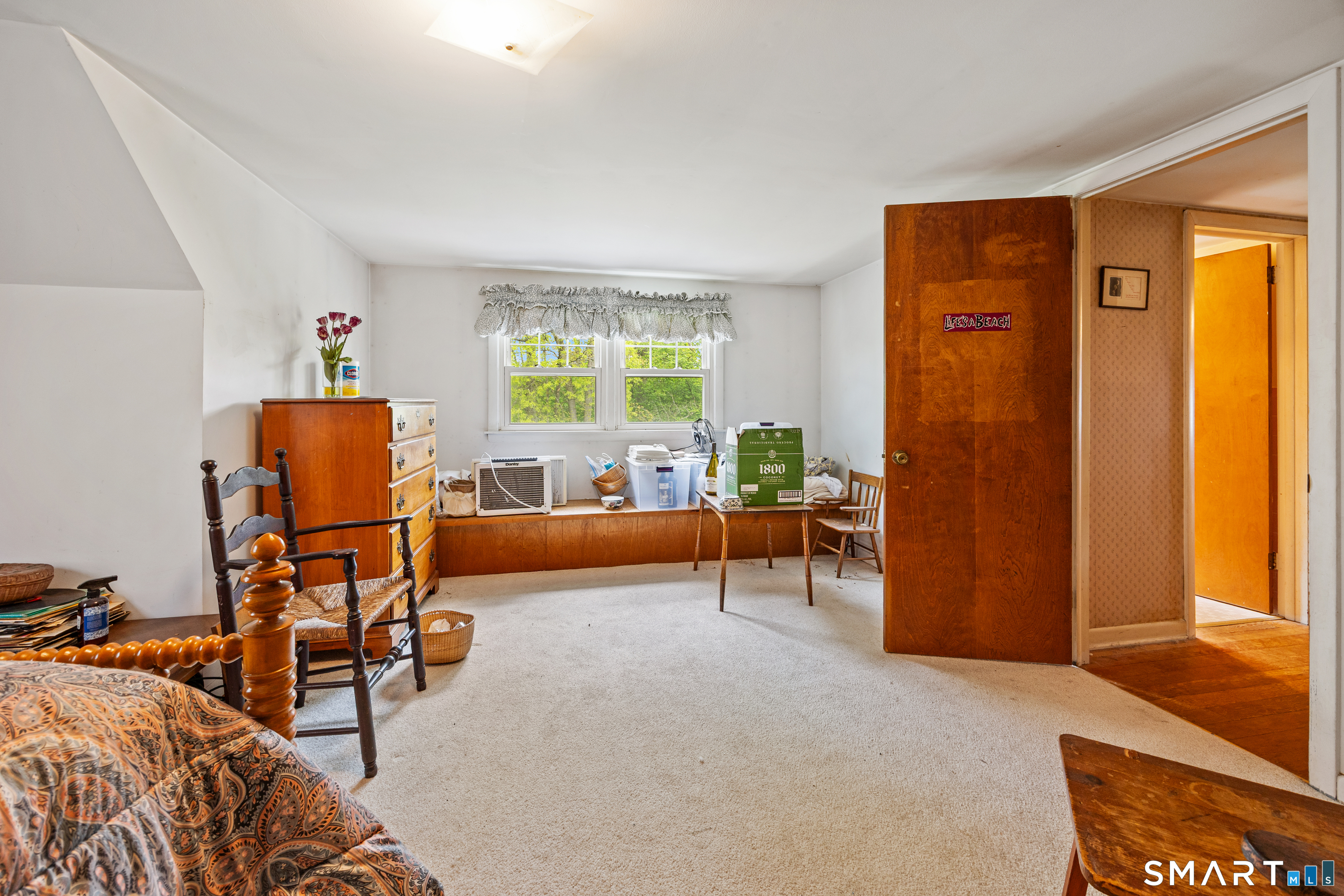 27 Theroux Avenue Waterbury CT 06708